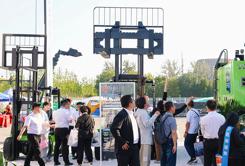 227A9069-opq39889462533